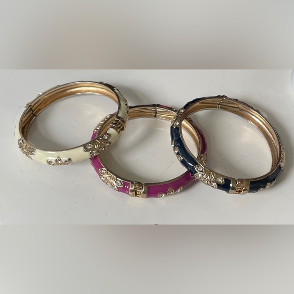 Elegant Gold and Enamel Bangle Set (3) - Picture 2 of 3